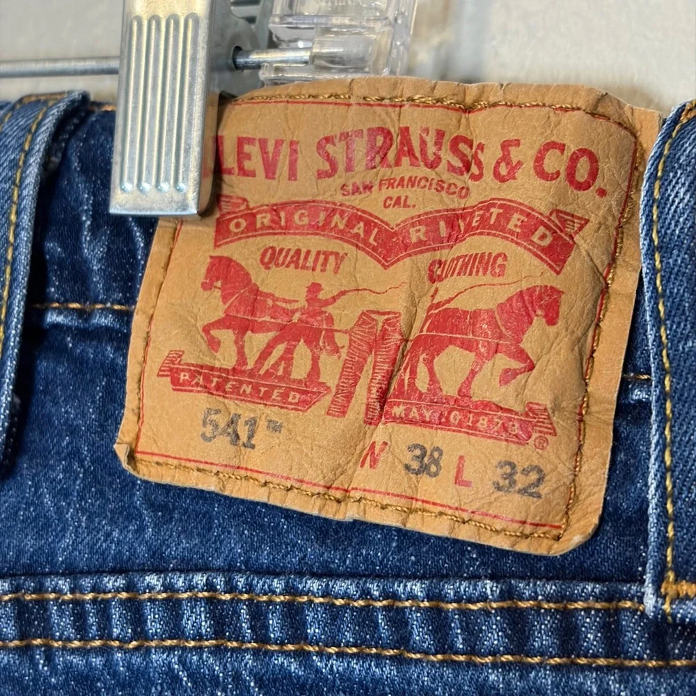 Levis 541 Athletic Taper Mens Jeans 38x32 Medium Wash Blue Stretch Denim Pants